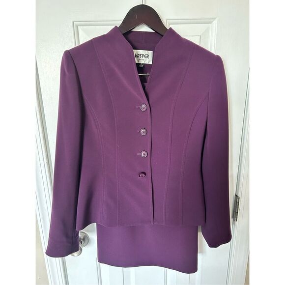 Kasper purple skirt suit size 2 p top and bottom - Picture 1 of 5